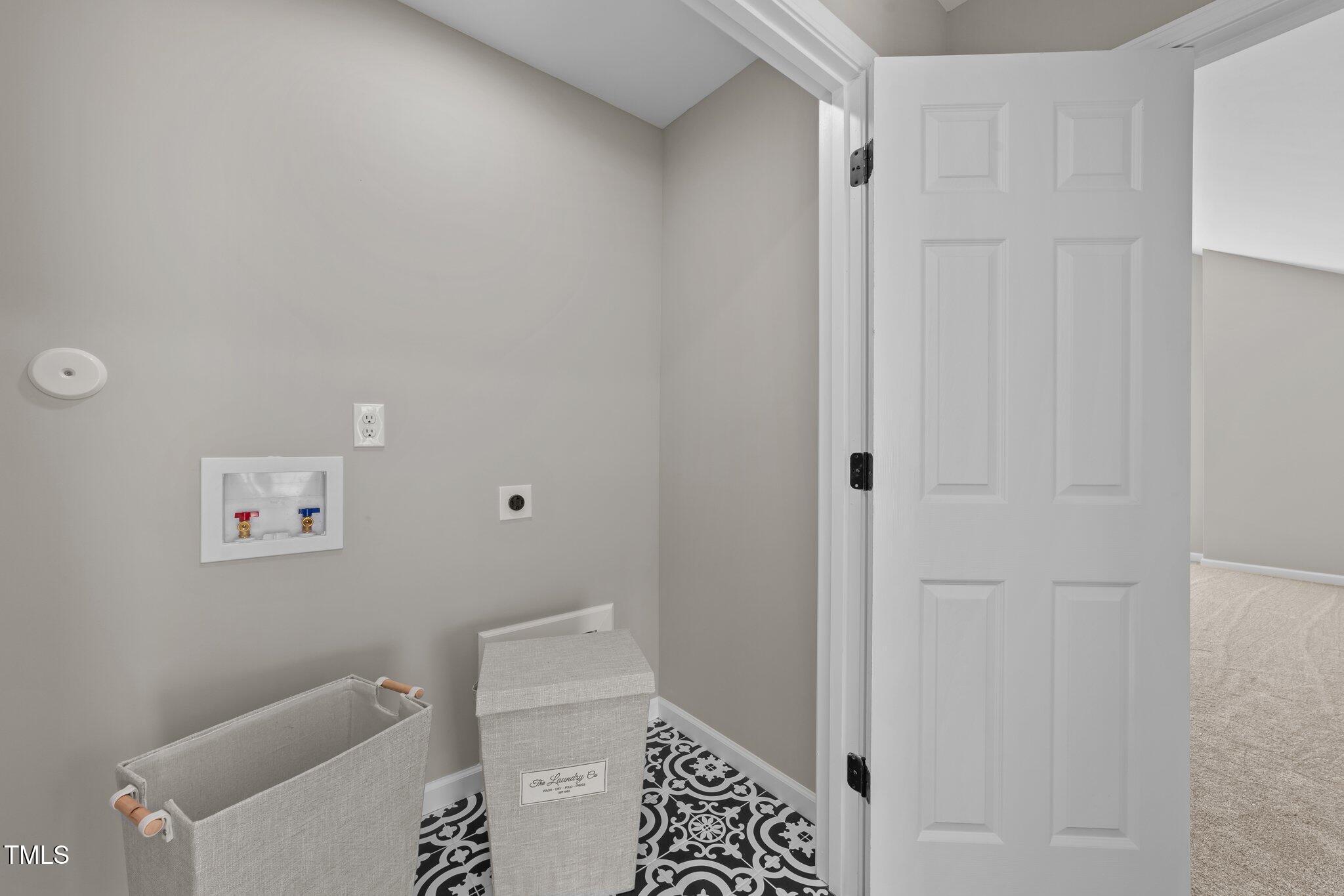 1612 Pebble Ridge Drive Raleigh, NC 27610 - Photo 21 of 31 27-web-or-mls-VB4A2818