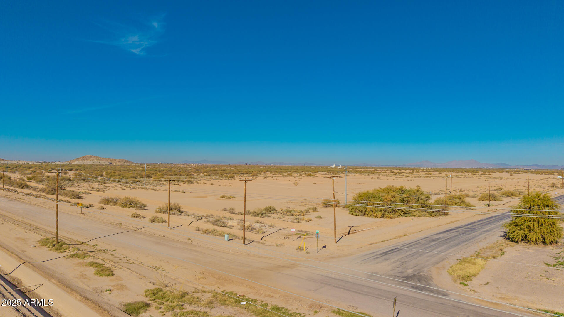 6315 North Greenhow Road, Unit 21 Eloy, AZ 85131 - Photo 4 of 21 a view of city and ocean