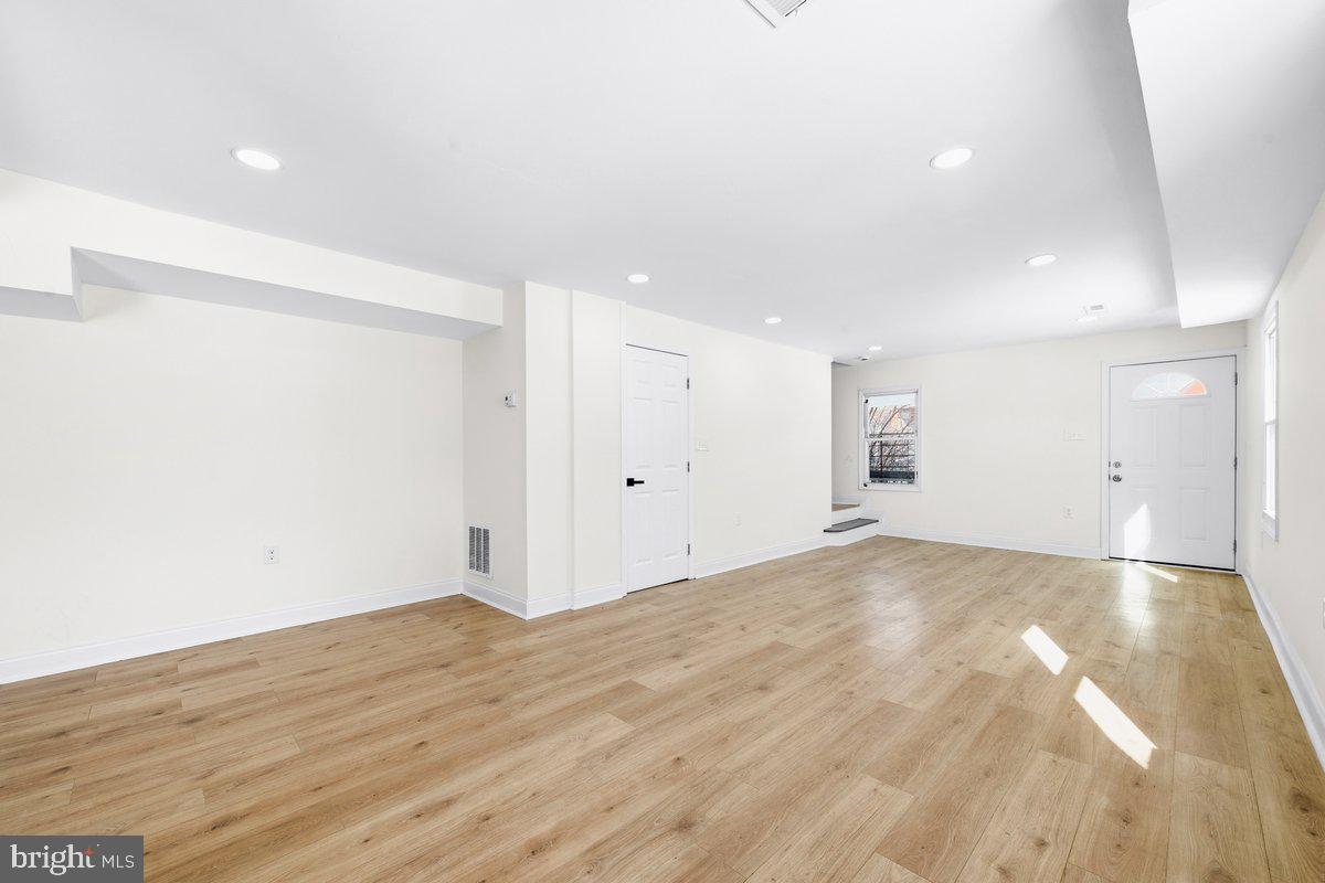 3511 Old Frederick Road Baltimore, MD 21229 - Photo 7 of 24