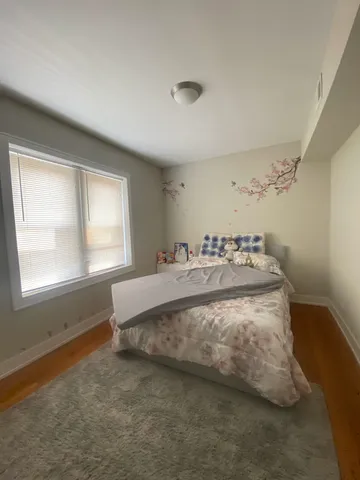 $1,500 | 6433 North Albany Avenue, Unit 2E, Chicago, IL 60645