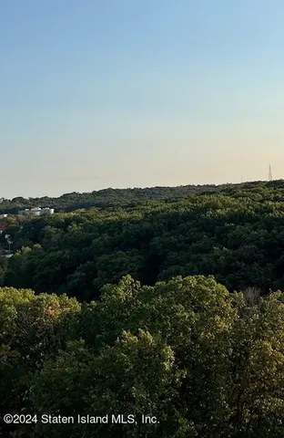 $145,000 | 1000 Clove Road, Unit 10N | Silver Lake