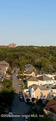 $145,000 | 1000 Clove Road, Unit 10N | Silver Lake