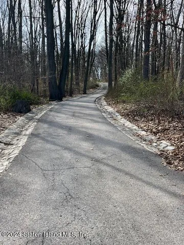 $145,000 | 1000 Clove Road, Unit 10N | Silver Lake