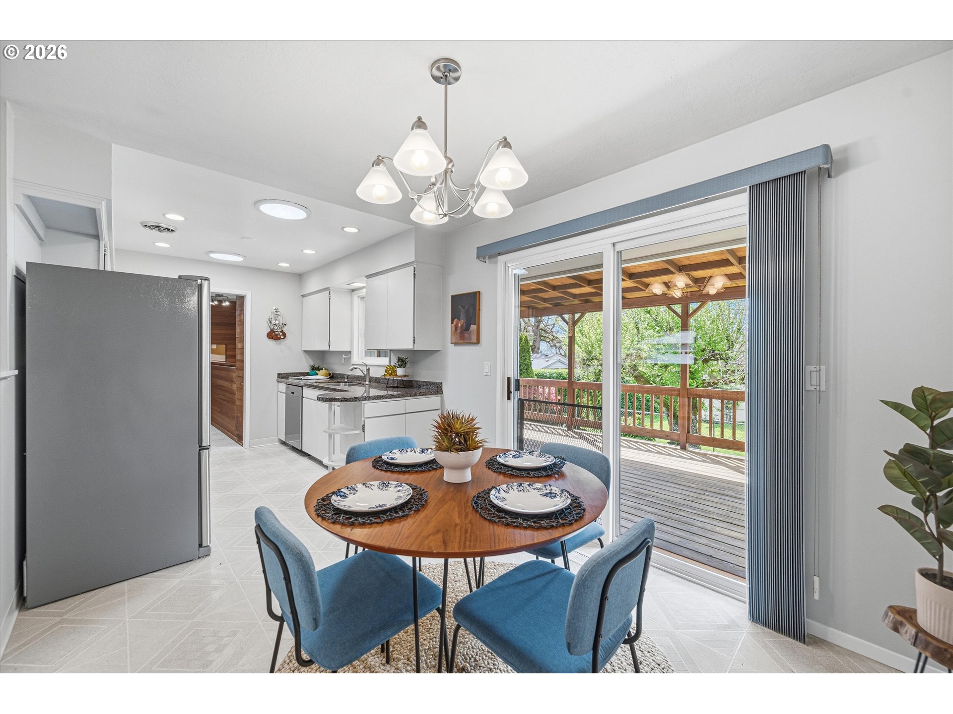 11021 Southwest 59th Avenue Portland, OR 97219 - Photo 11 of 47