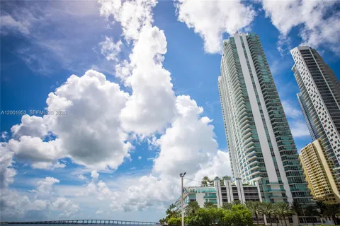$1,385,000 | 1331 Brickell Bay Drive, Unit 408, Miami, FL 33131