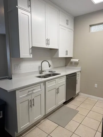 $1,700 | 1501 Partin Drive North, Unit 112, Niceville, FL 32578