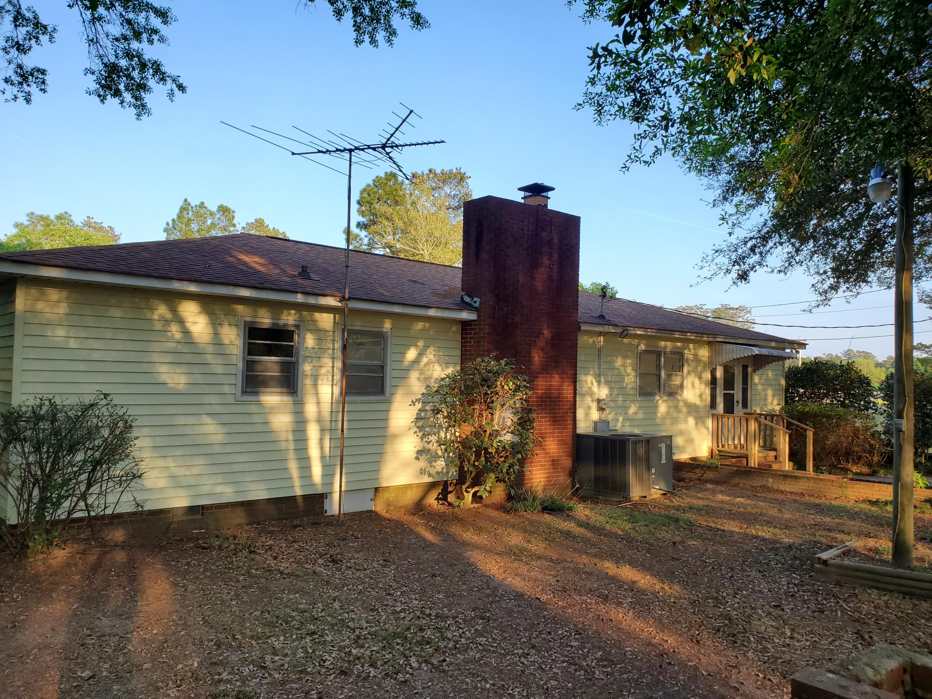 2481 Piper Road Aiken, SC 29805 - Photo 5 of 33