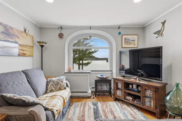 $3,645 | 598 North Lake Boulevard, Mahopac, NY 10541