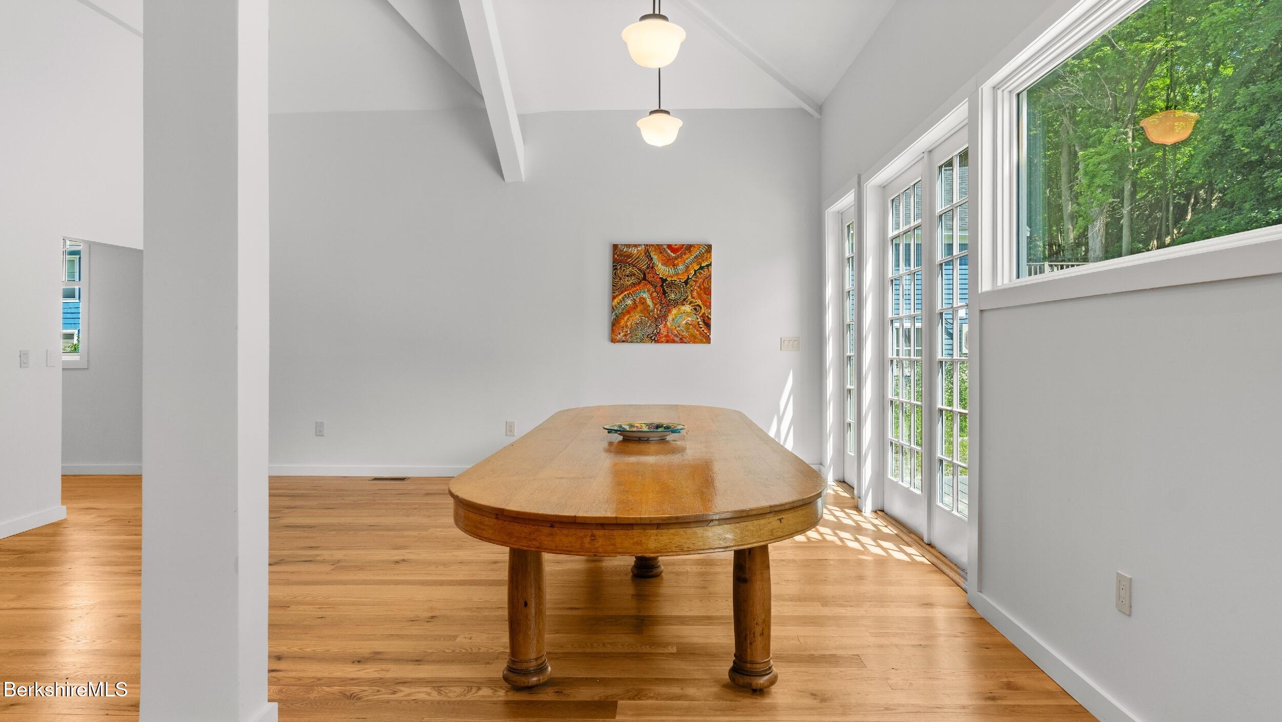 160 High Street Lee, MA 01238 - Photo 29 of 68 28-Dining - 6LR