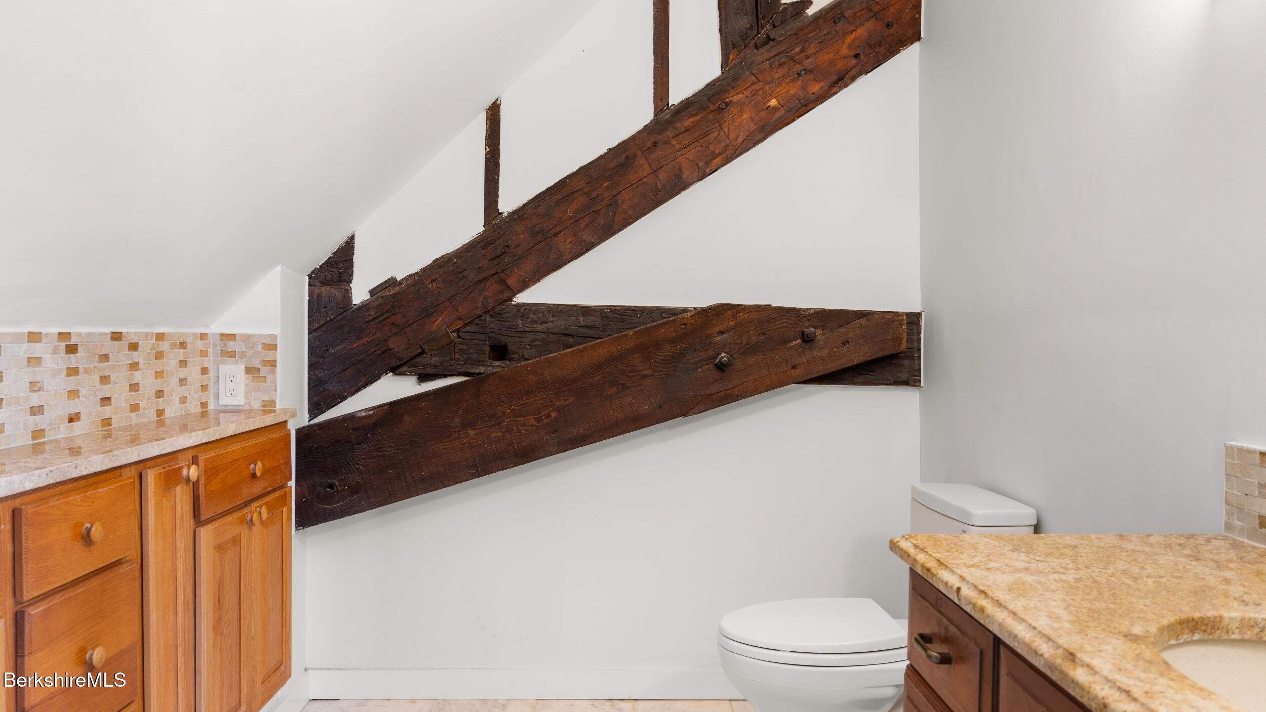 160 High Street Lee, MA 01238 - Photo 38 of 68 36-Main Fl Primary BathLR