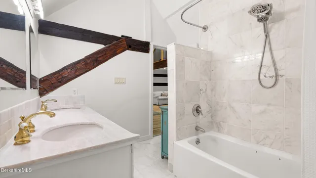 $1,199,000 | 160 High Street, Lee, MA 01238