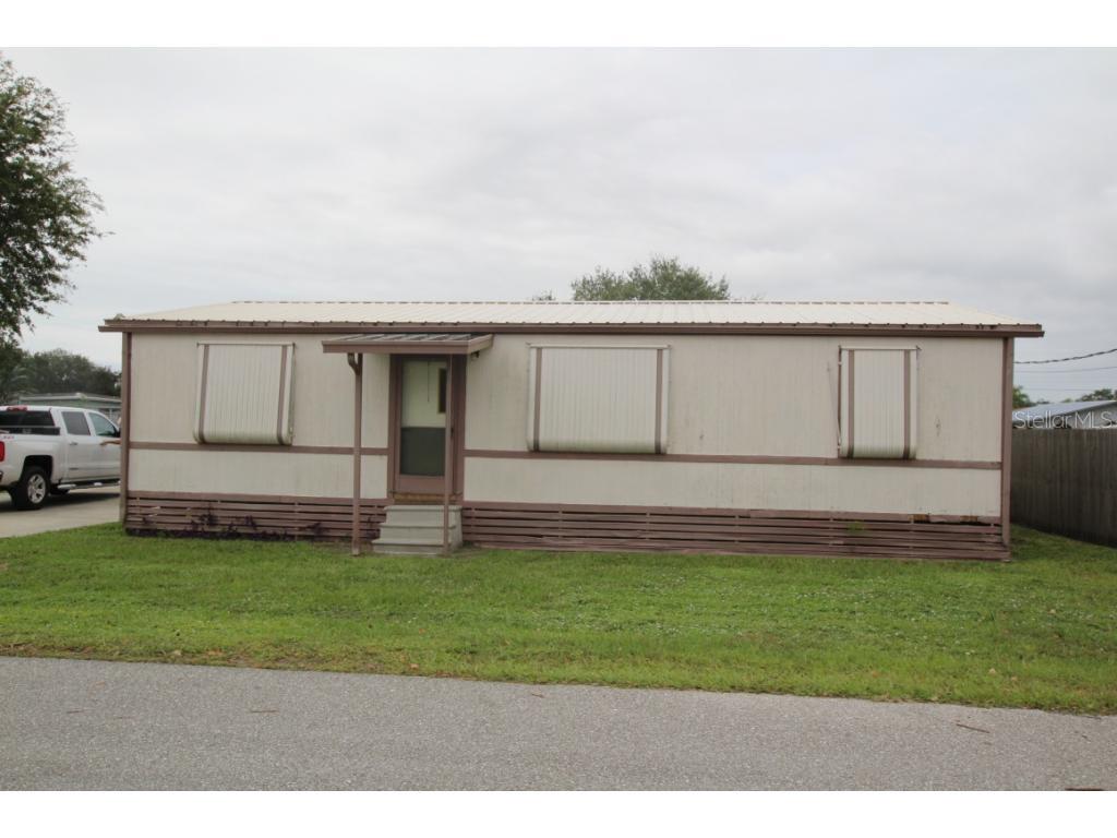 1212 9th Street Okeechobee, FL 34974 - Photo 1 of 1 Front of Mobile
