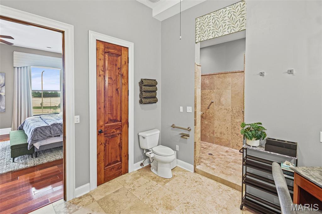 7 Alby Street, Unit 9 Alton, IL 62002 - Photo 32 of 48