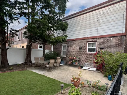 $1,250,000 | 4706 Utopia Parkway | Flushing