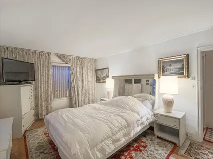 $1,250,000 | 4706 Utopia Parkway | Flushing