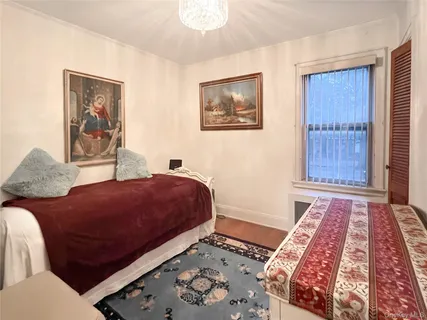 $1,250,000 | 4706 Utopia Parkway | Flushing