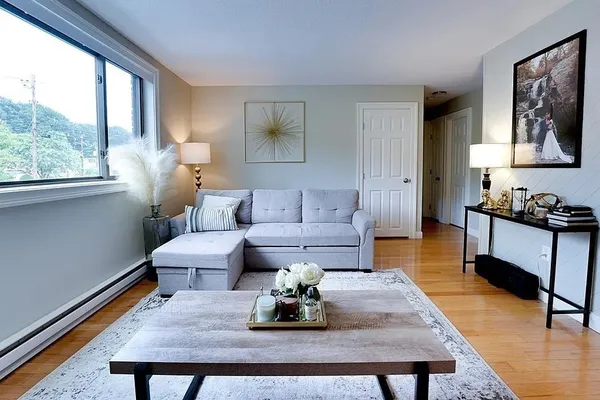 $2,200 | 83 Nicholas Road, Unit H, Framingham, MA 01701