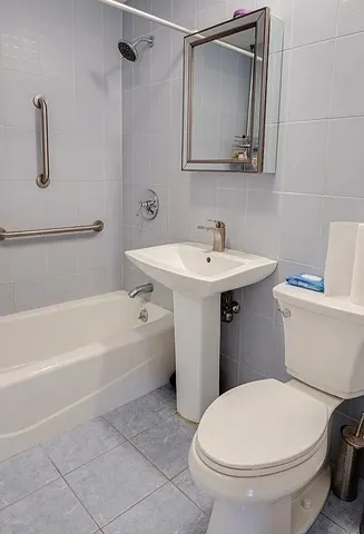 $2,350 | 83 Nicholas Road, Unit H, Framingham, MA 01701