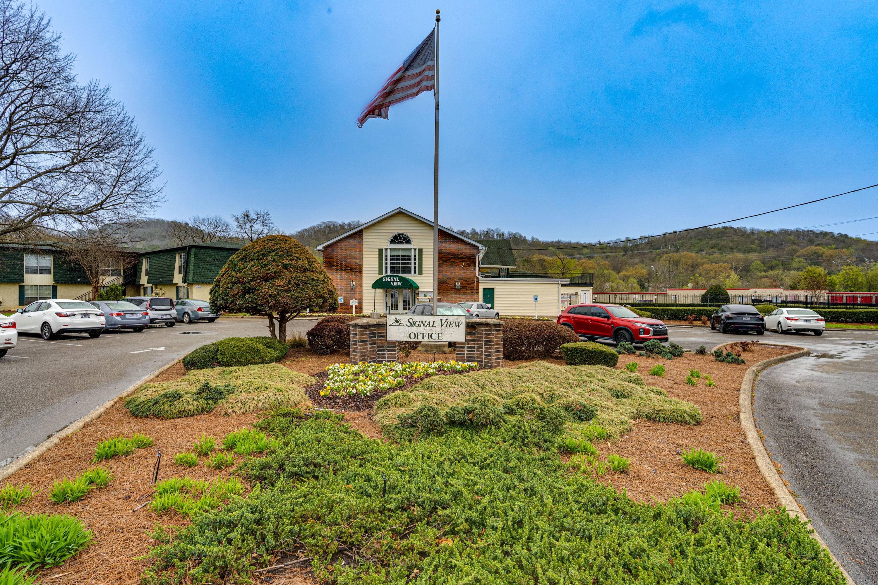 900 Mountain Creek Road, Unit C43 Chattanooga, TN 37405 - Photo 1 of 22 20-900 Mountain Creek Rd C43-20