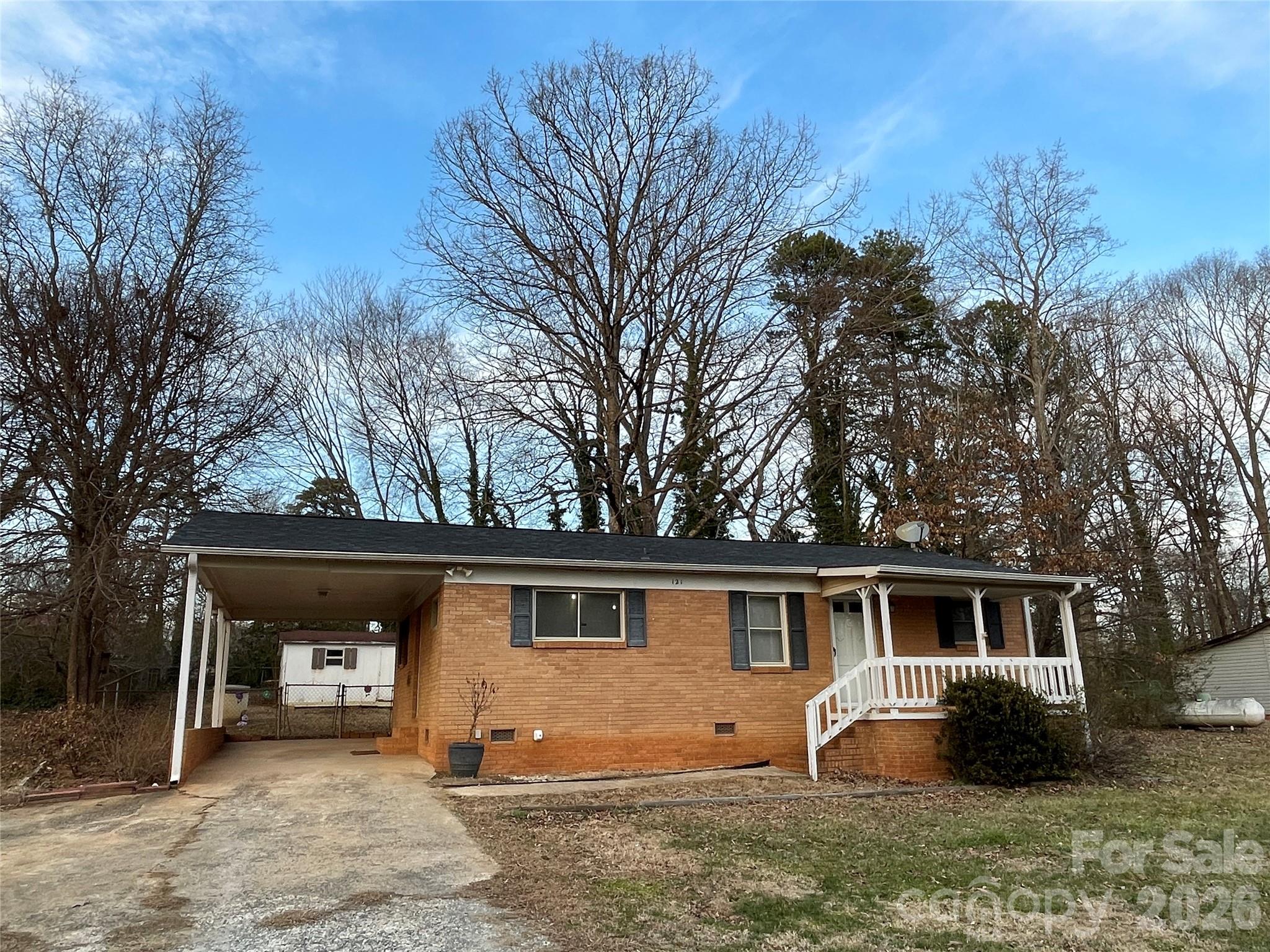 121 Randolph Road Dallas, NC 28034 - Photo 5 of 37