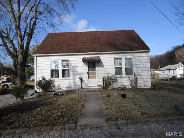 $85,000 | 215 Chartrand Street, Prairie du Rocher, IL 62277