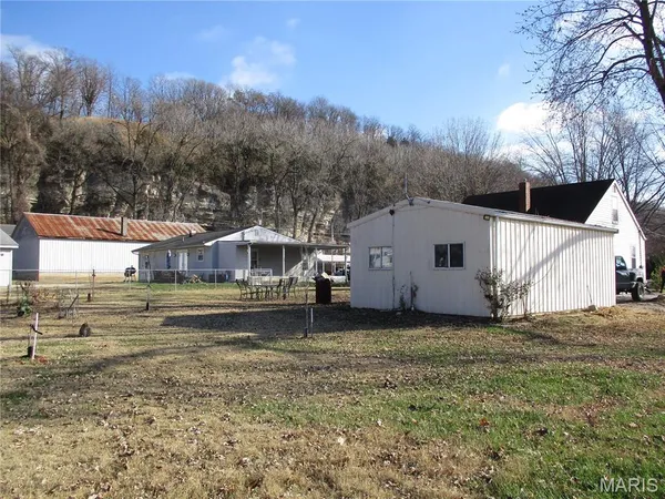 $85,000 | 215 Chartrand Street, Prairie du Rocher, IL 62277