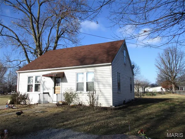 $85,000 | 215 Chartrand Street, Prairie du Rocher, IL 62277