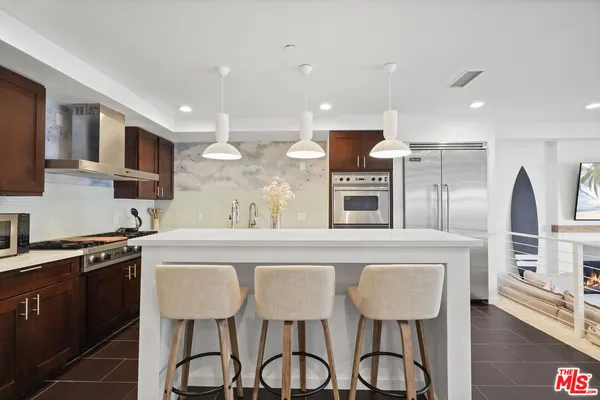 $8,500 | 9842 Portola Drive, Beverly Hills, CA 90210