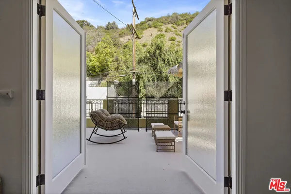 $8,500 | 9842 Portola Drive, Beverly Hills, CA 90210