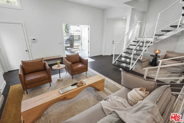 $8,500 | 9842 Portola Drive, Beverly Hills, CA 90210