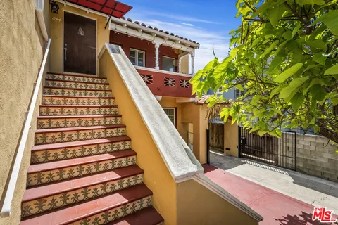 $1,995,000 | 844 South Curson Avenue, Los Angeles, CA 90036