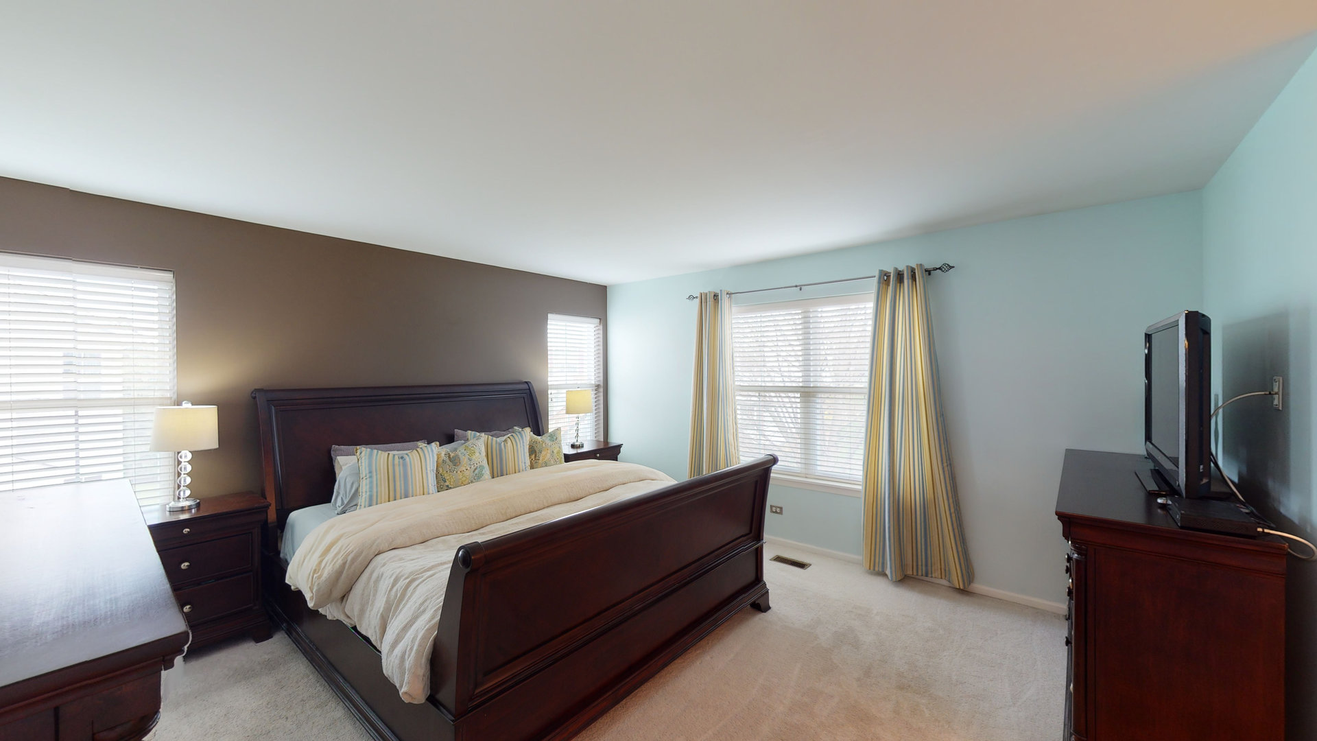 276 Grand Ridge Road St. Charles, IL 60175 - Photo 14 of 31