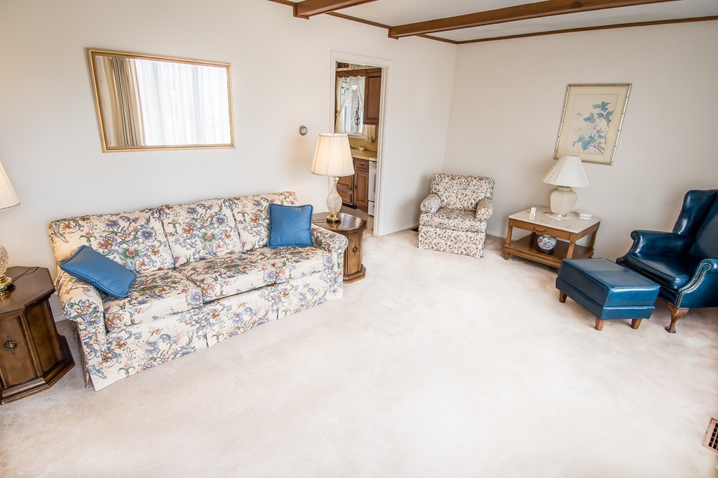 24 Morrison Road Watertown, MA 02472 - Photo 5 of 18 Gallery Image 5