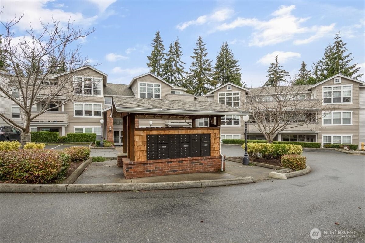 8500 Main Street, Unit F212 Edmonds, WA 98026 - Photo 28 of 36