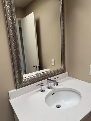 $3,500 | 44299 Capri Court, Palm Desert, CA 92260