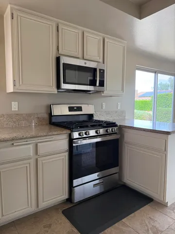 $3,500 | 44299 Capri Court, Palm Desert, CA 92260