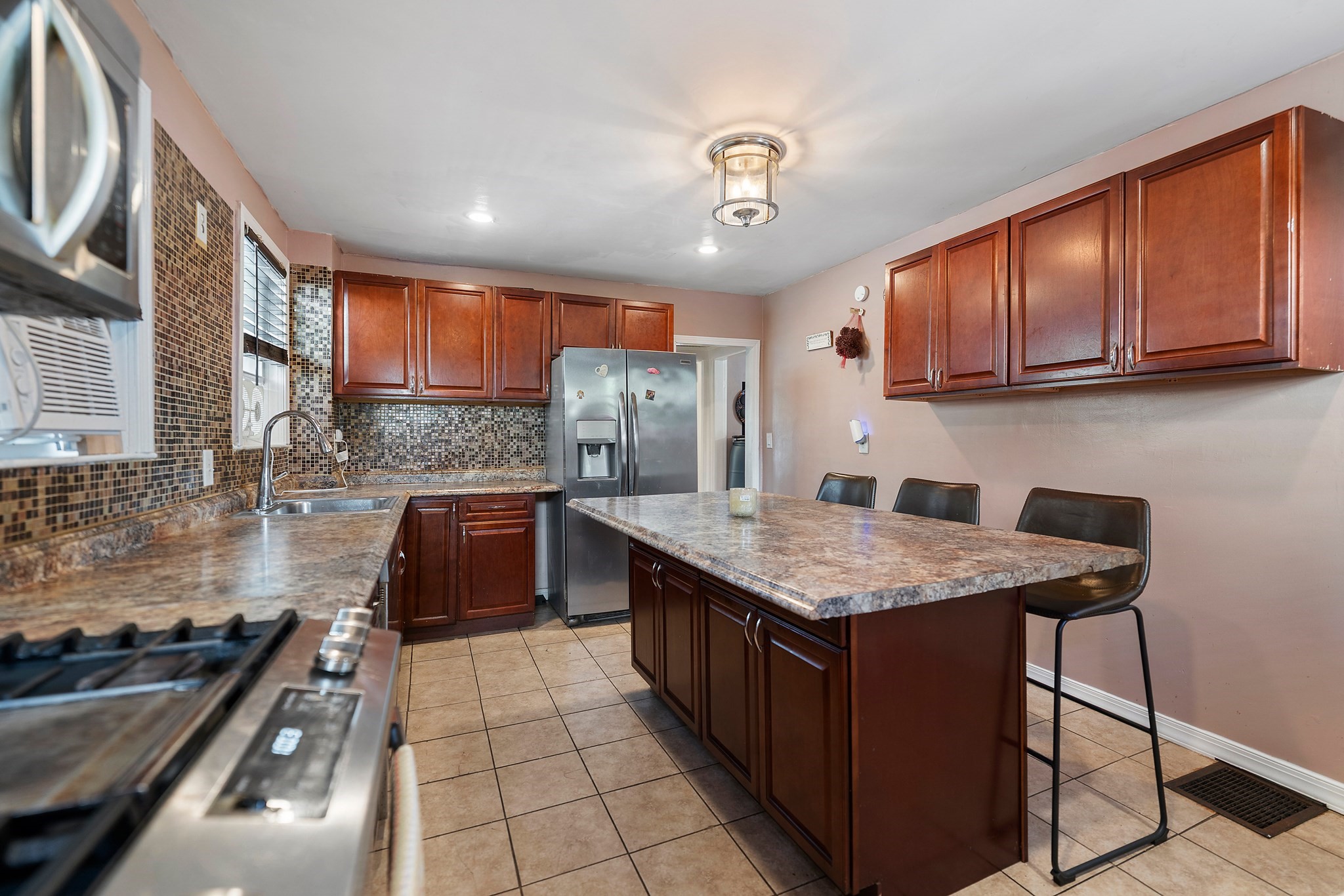 40 Baker Road Everett, MA 02149 - Photo 12 of 32 Gallery Image 12