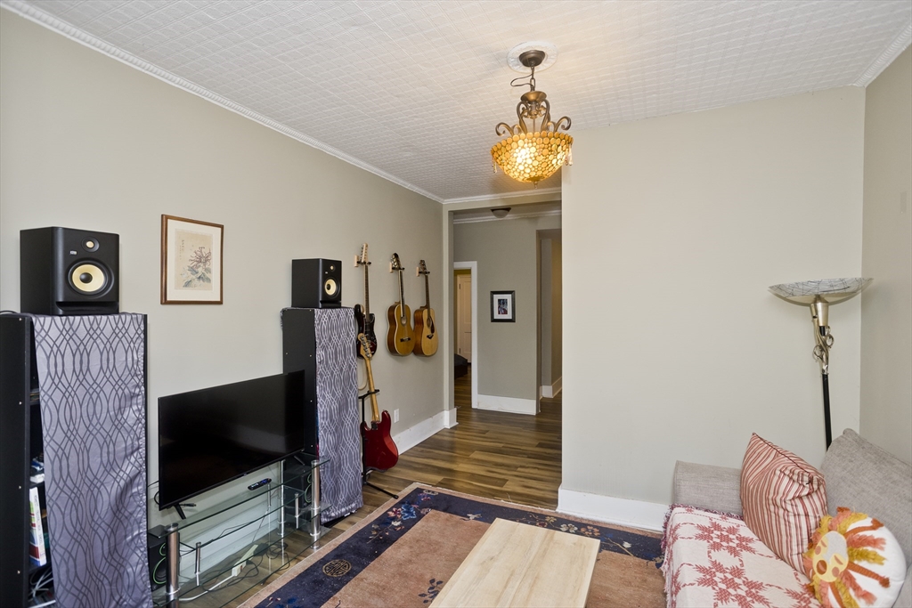 352 Maple Street, Unit R Holyoke, MA 01040 - Photo 18 of 22