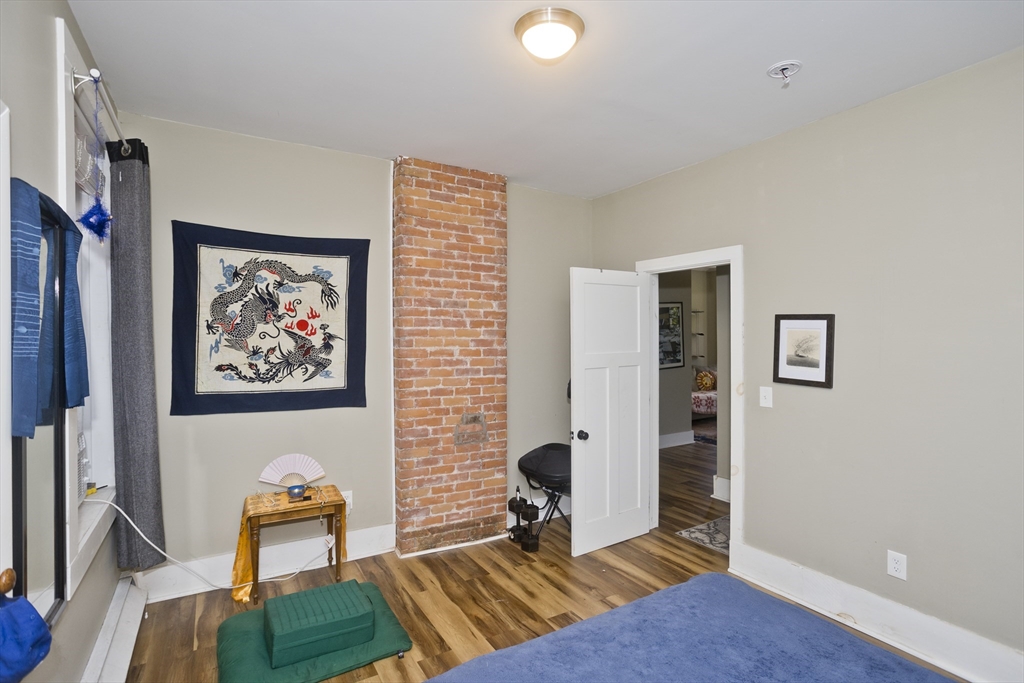 352 Maple Street, Unit R Holyoke, MA 01040 - Photo 7 of 22