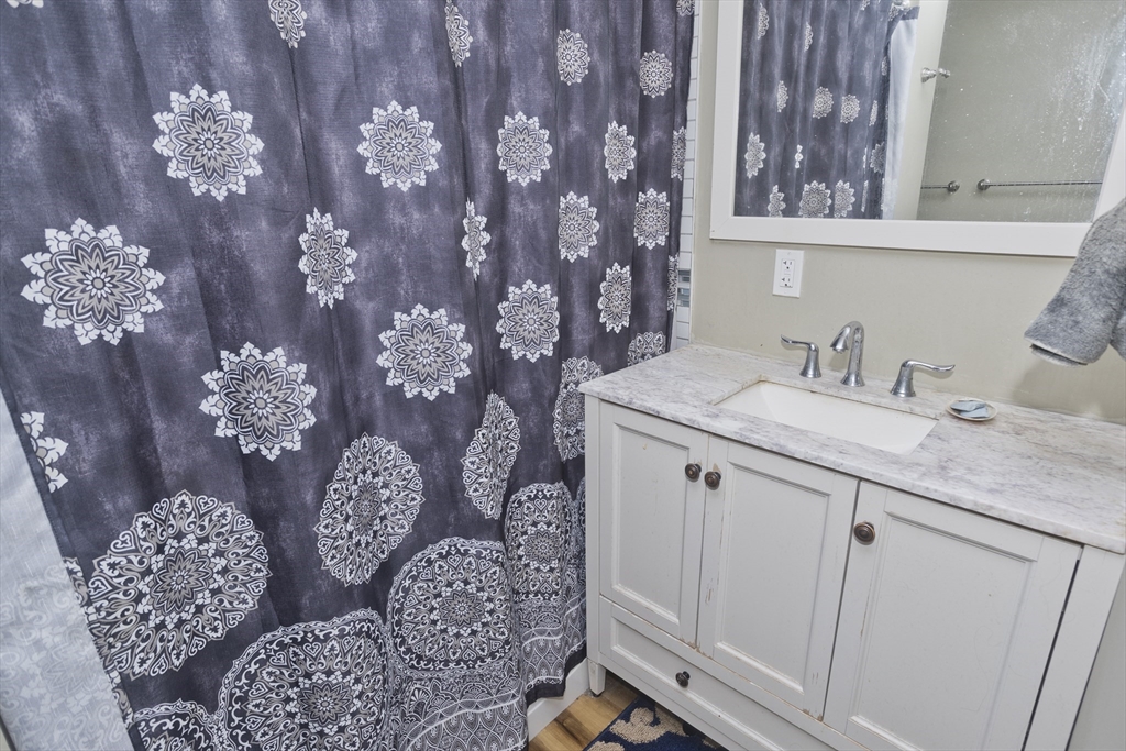 352 Maple Street, Unit R Holyoke, MA 01040 - Photo 10 of 22