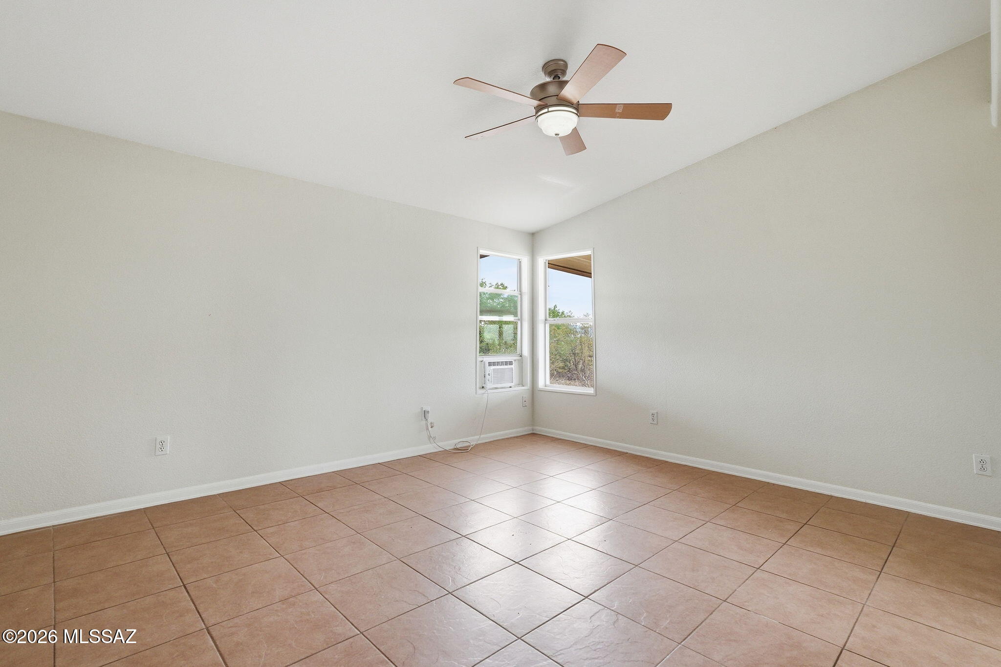 7716 West Sahuarita Road Vail, AZ 85641 - Photo 19 of 51 Primary Bedroom