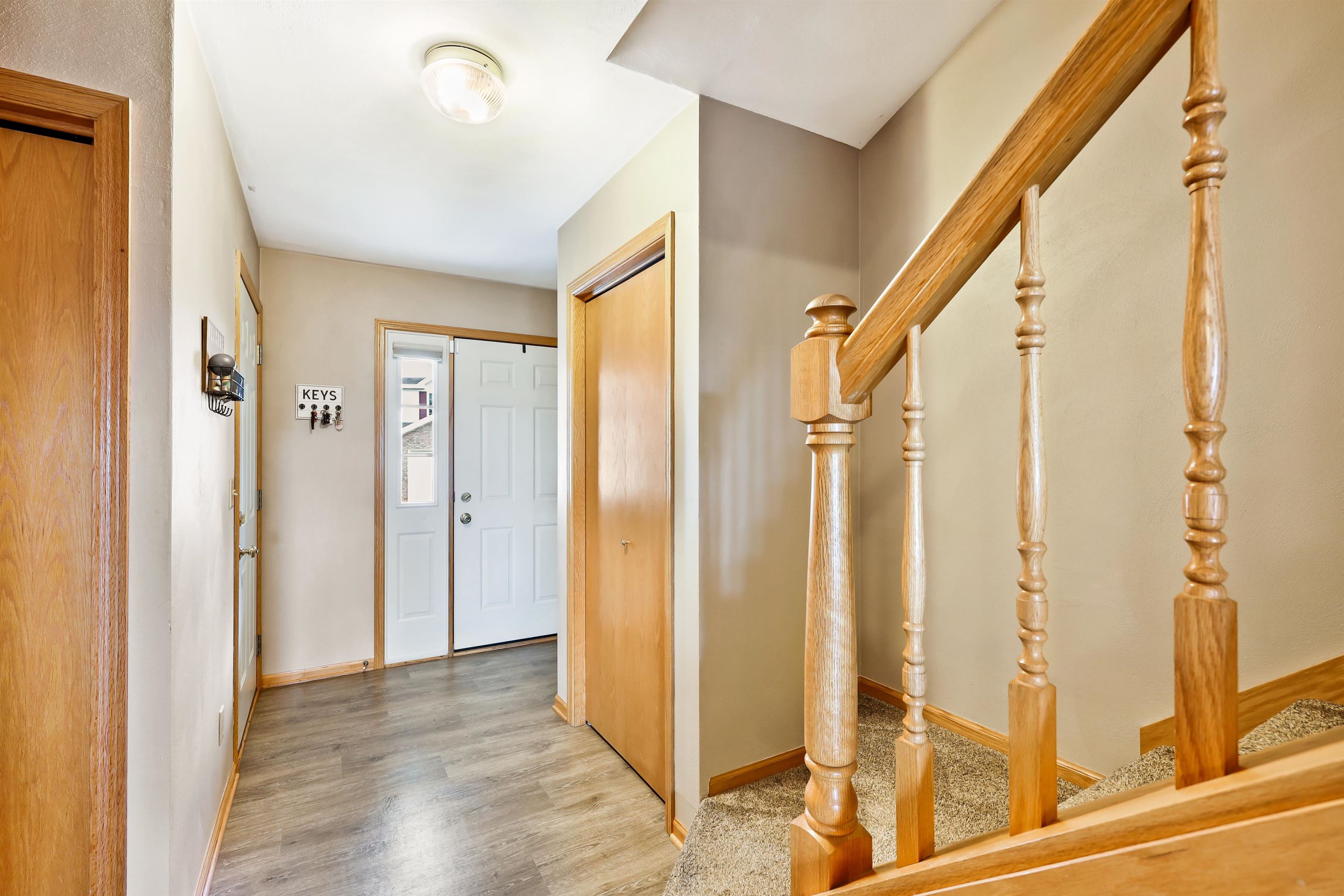 2391 Effingham Way Sun Prairie, WI 53590 - Photo 23 of 34