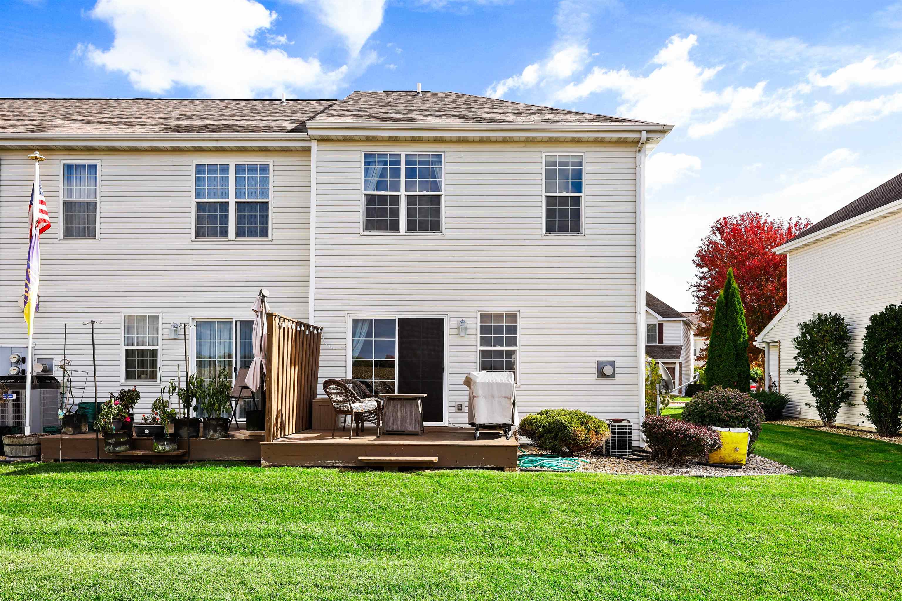 2391 Effingham Way Sun Prairie, WI 53590 - Photo 25 of 34