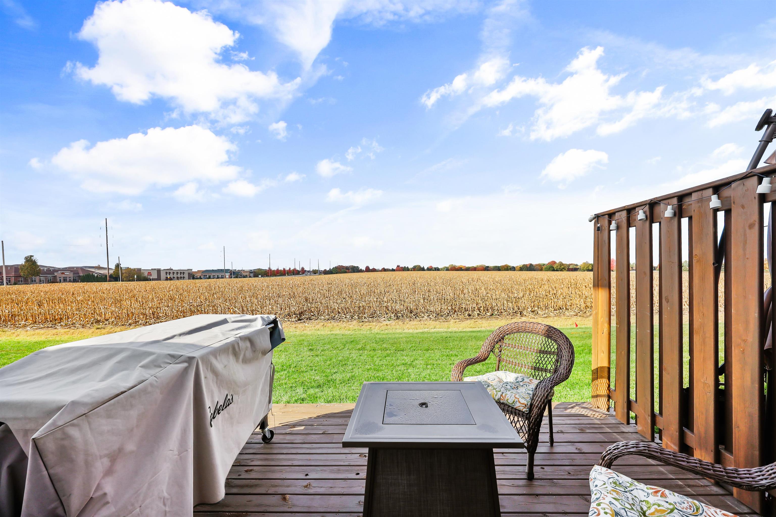 2391 Effingham Way Sun Prairie, WI 53590 - Photo 26 of 34