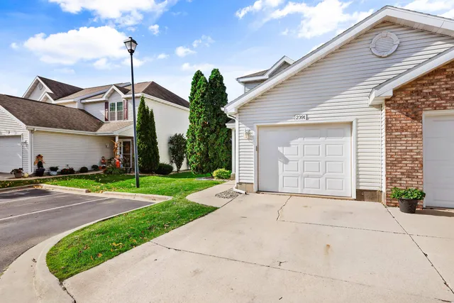 $275,000 | 2391 Effingham Way, Sun Prairie, WI 53590