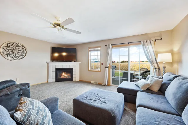 $275,000 | 2391 Effingham Way, Sun Prairie, WI 53590