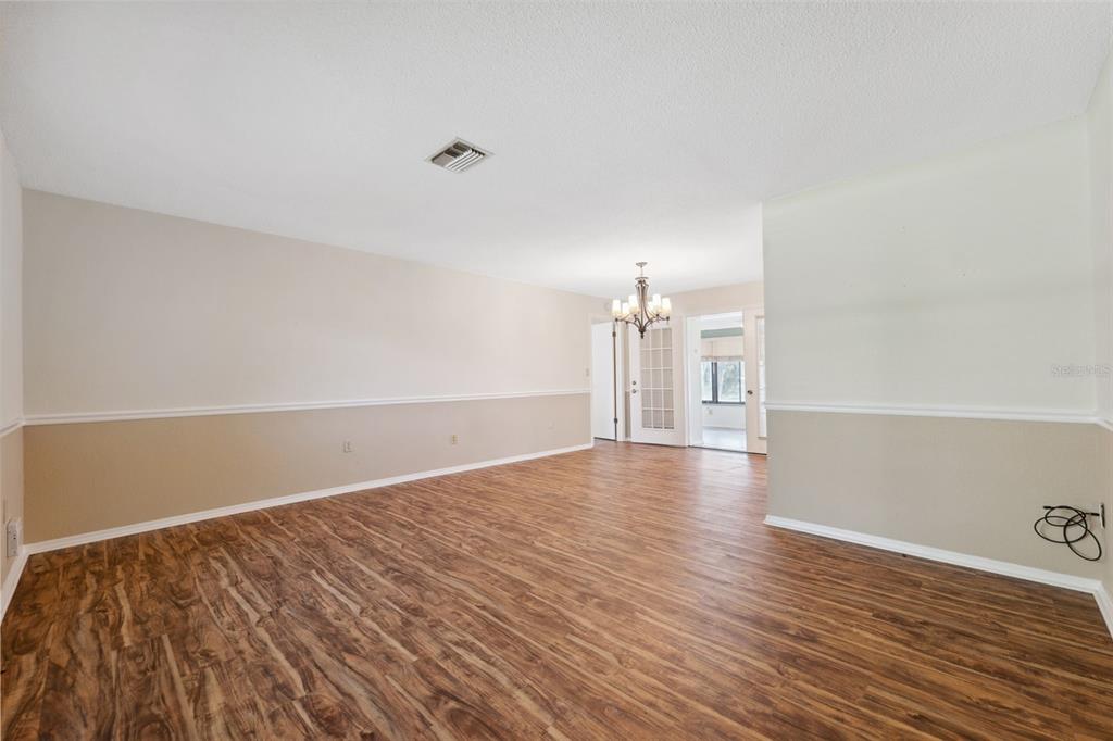 2102 Laredo Avenue Spring Hill, FL 34608 - Photo 8 of 51 Living Room