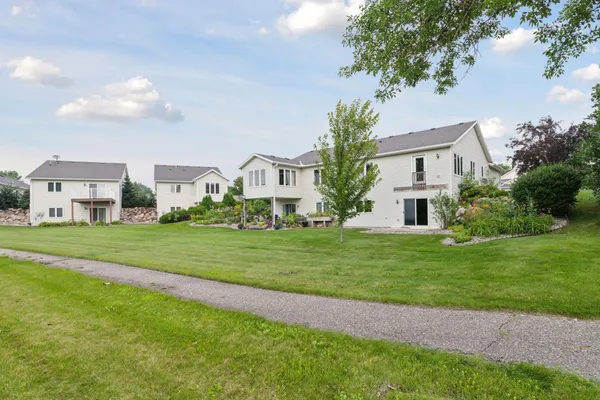 $250,000 | 322 Sunfish Court, Winsted, MN 55395