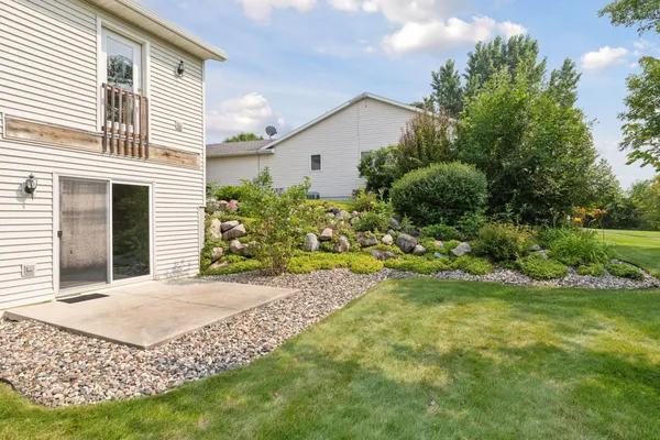 $250,000 | 322 Sunfish Court, Winsted, MN 55395