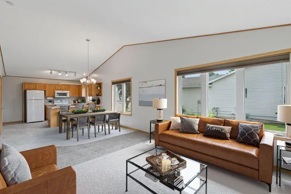 $250,000 | 322 Sunfish Court, Winsted, MN 55395